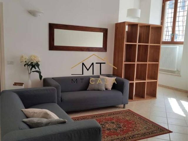 Appartamento in affitto a Centro Storico, Marche
