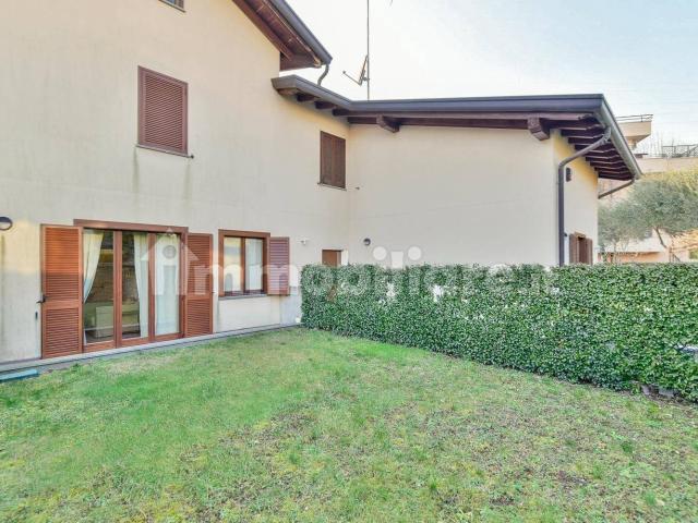 Appartamento in affitto a San Fermo Della Battaglia, Lombardia