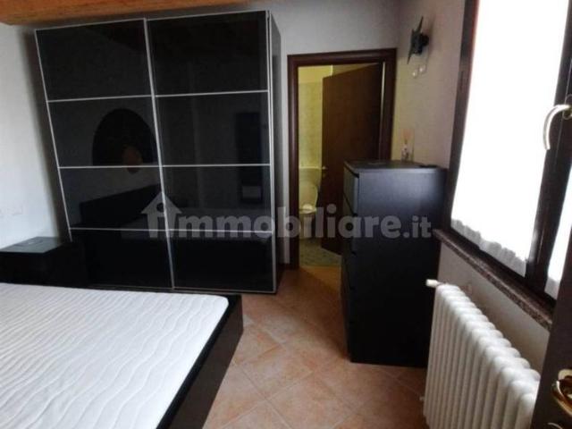Appartamento in affitto a Cervara, Parma