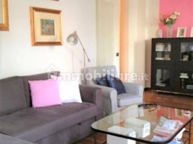 Appartamento in affitto a Bassa Reggiana, Re