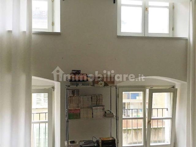 Appartamento in affitto a Comunità della Vallagarina, Borgo Sacco