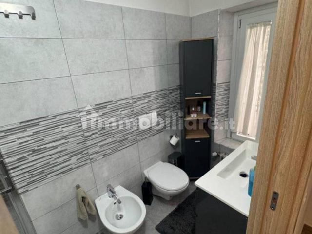 Appartamento in affitto a Guanzate, Como