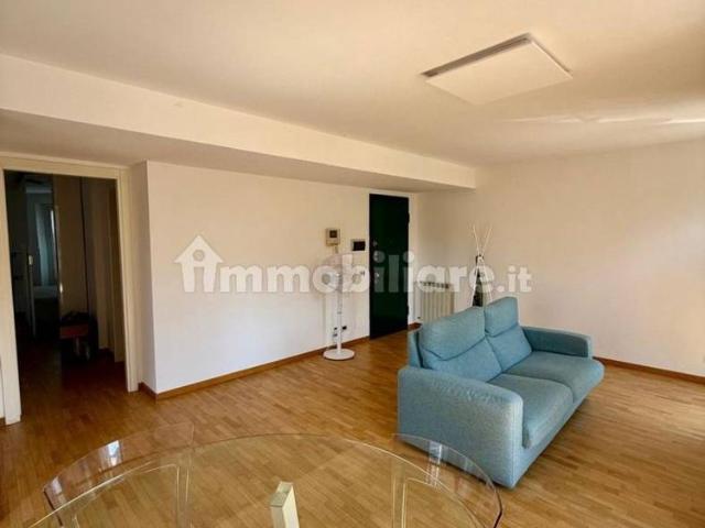 Appartamento in affitto a San Giuliano, Como