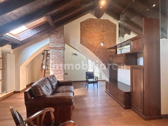Appartamento in affitto a Melara, Veneto