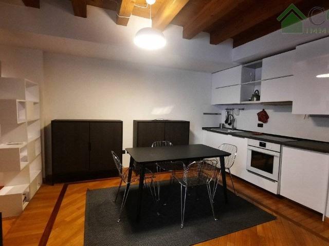 Appartamento in affitto a Centro storico, Vicenza