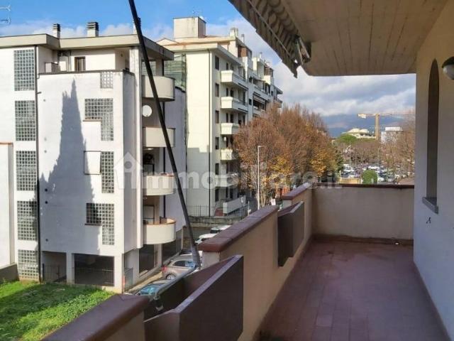 Appartamento in affitto a il Cantiere, Prato