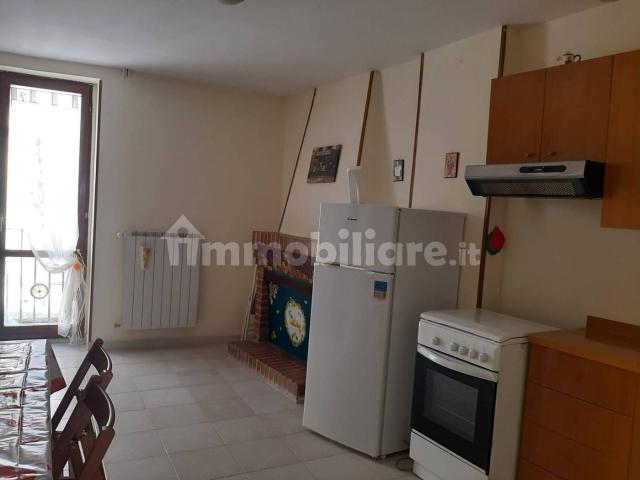 Appartamento in affitto a Isernia, Molise