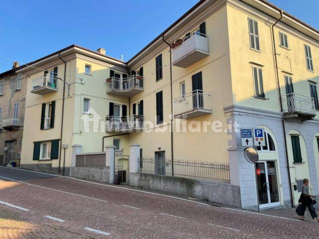 Appartamento in affitto a Comunità Montana Valli del Verbano, Luino
