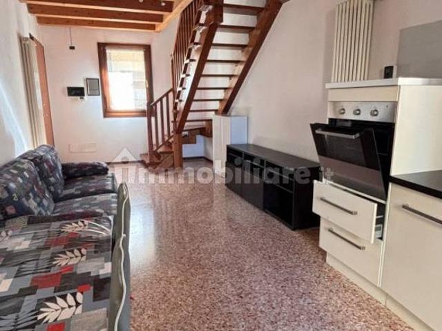 Appartamento in affitto a Este, Veneto