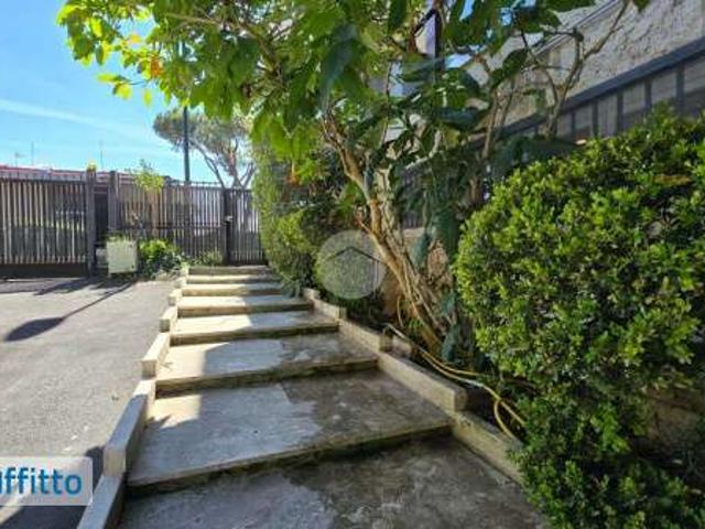 Appartamento in affitto a Municipalità 1, Campania