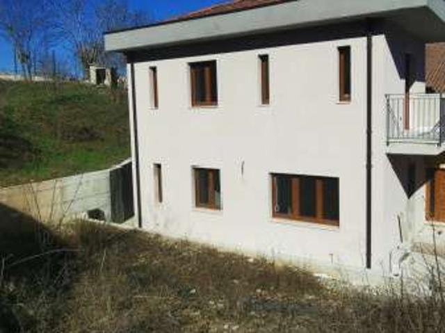 Appartamento in affitto a Marrucaro, Potenza