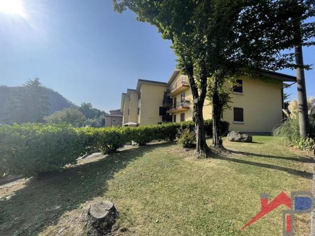 Appartamento in vendita a Caprino Bergamasco, Bergamo
