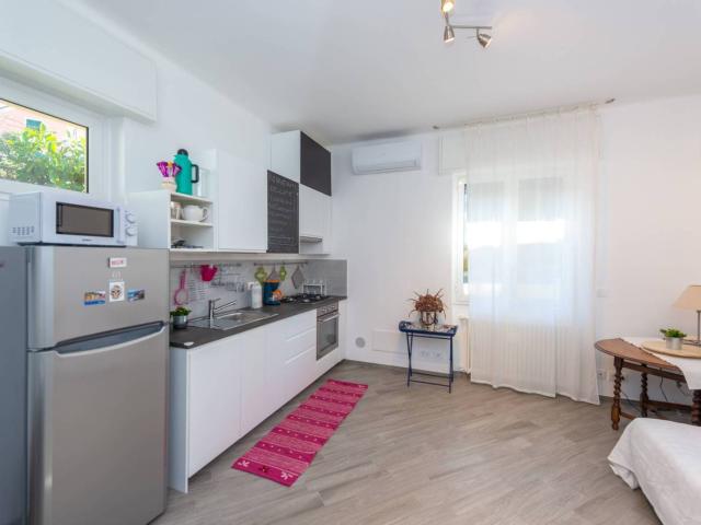 Appartamento in affitto a Levante, Serra Riccò