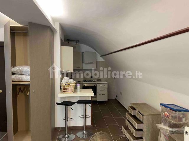 Appartamento in affitto a Municipalità 1, Campania