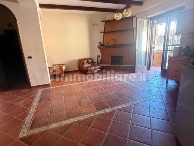 Appartamento in affitto a Montefusco, Campania