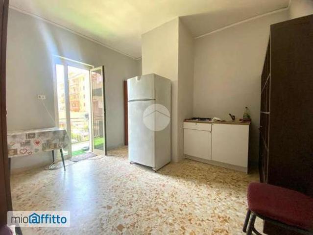 Appartamento in affitto a Municipalità 7, Miano