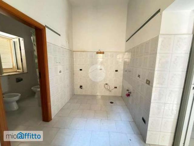 Appartamento in affitto a Municipalità 3, Campania