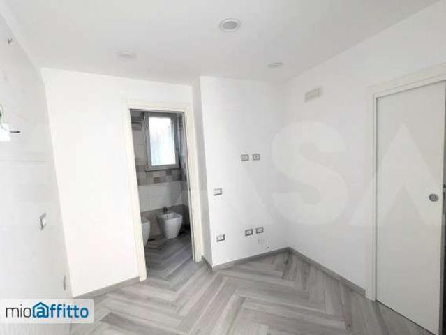 Appartamento in affitto a Municipalità 7, Campania