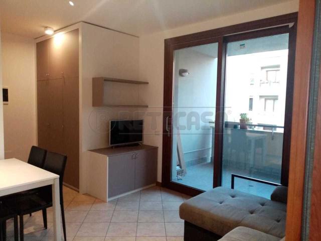 Appartamento in affitto a Paderno, Seriate