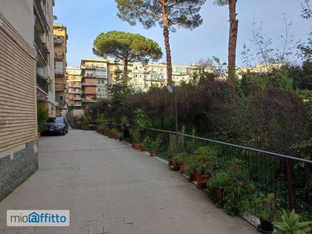 Appartamento in affitto a Municipalità 9, Campania