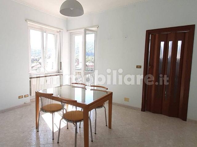 Appartamento in affitto a Strada, Marche