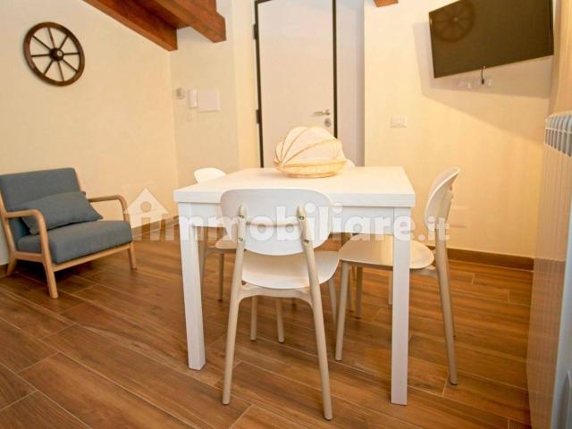 Appartamento in affitto a Roverbella, Lombardia