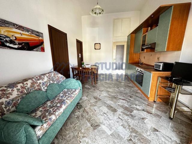 Appartamento in affitto a Castellaro, Liguria