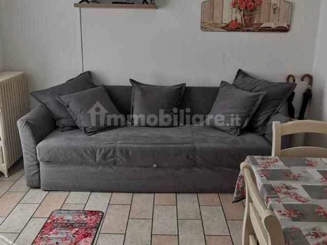 Appartamento in affitto a Fratte, Santa Giustina in Colle