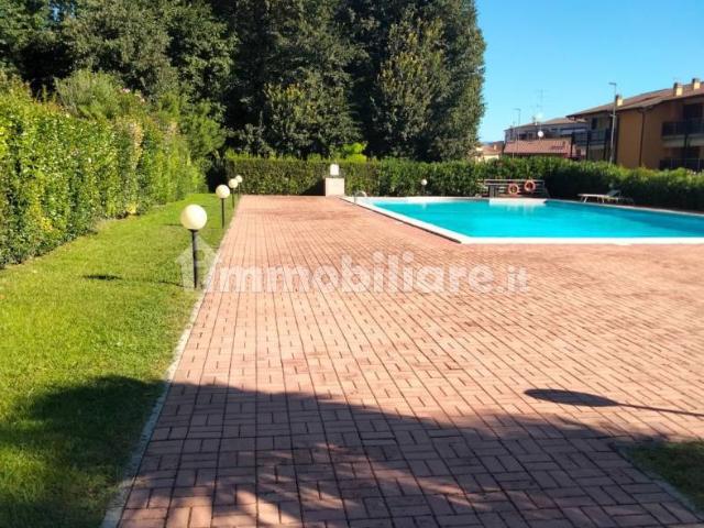 Appartamento in affitto a Vicina, Desenzano Del Garda