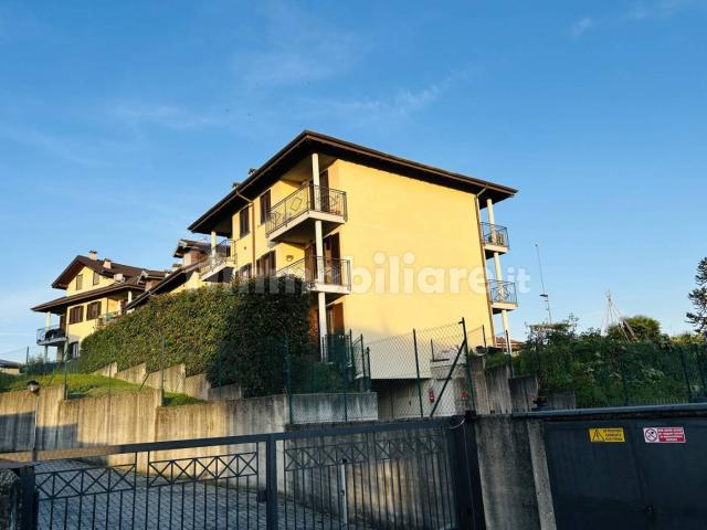 Appartamento in affitto a Jerago, Jerago con Orago