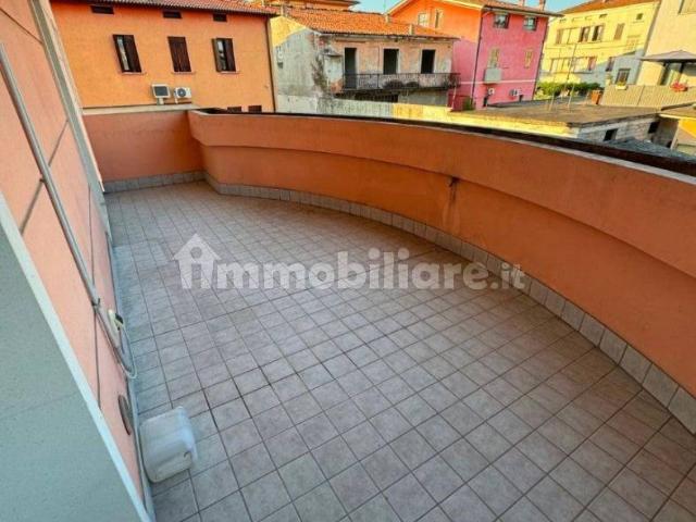 Appartamento in affitto a Ferrovieri, Vicenza