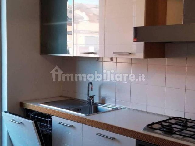 Appartamento in affitto a Vernate, Lombardia