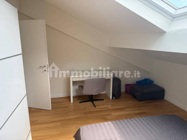 Appartamento in affitto a Como, Lombardia