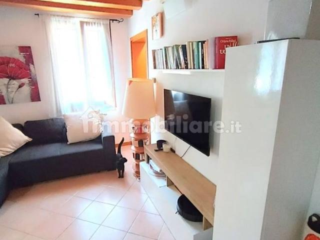 Appartamento in affitto a Borgo Dolomiti, Adria