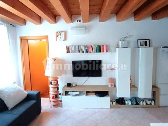 Appartamento in affitto a Borgo Dolomiti, Adria