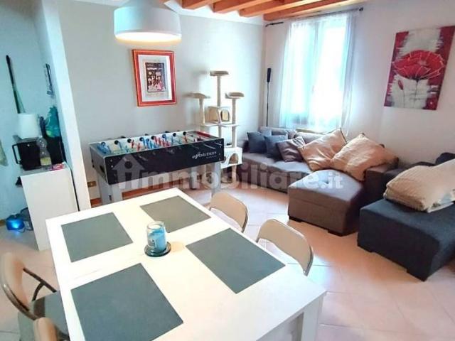 Appartamento in affitto a Borgo Dolomiti, Adria