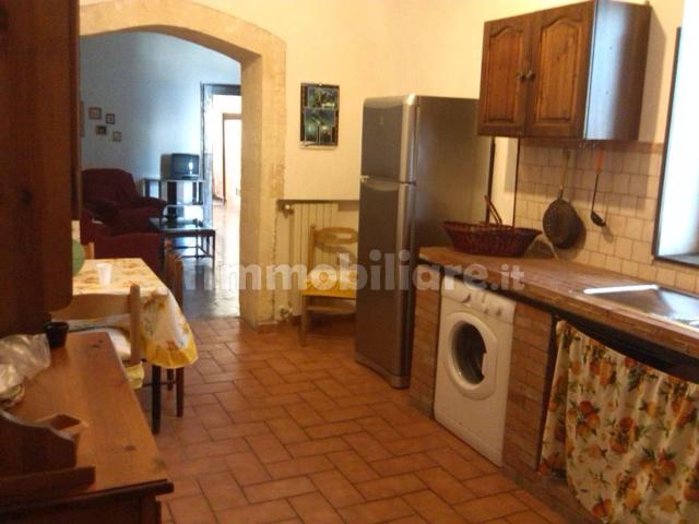 Appartamento in affitto a Fornaci, Marche
