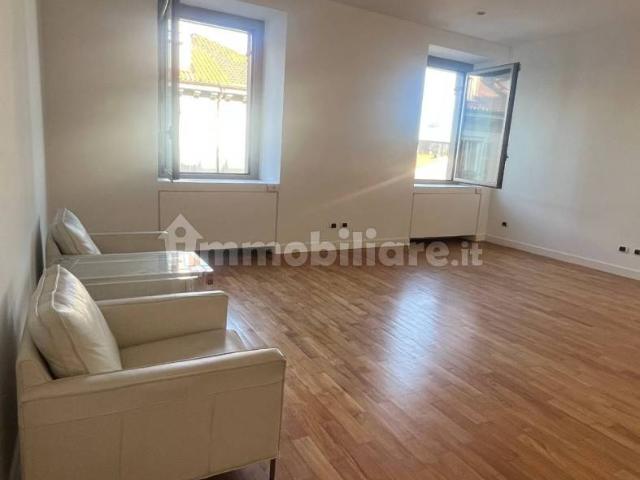 Appartamento in affitto a Comunità Alto Garda e Ledro, Dro