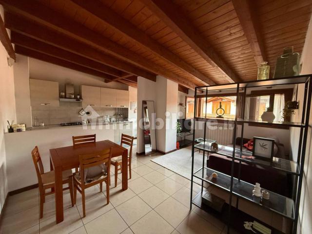 Appartamento in affitto a Canton Sciattin, Bollate