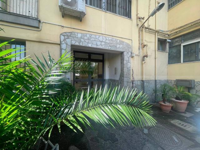Appartamento in affitto a Municipalità 3, Campania