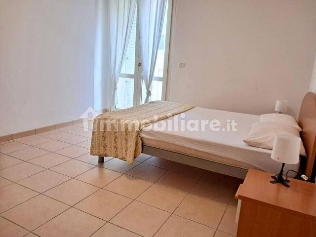 Appartamento in affitto a Albula centro, Marche
