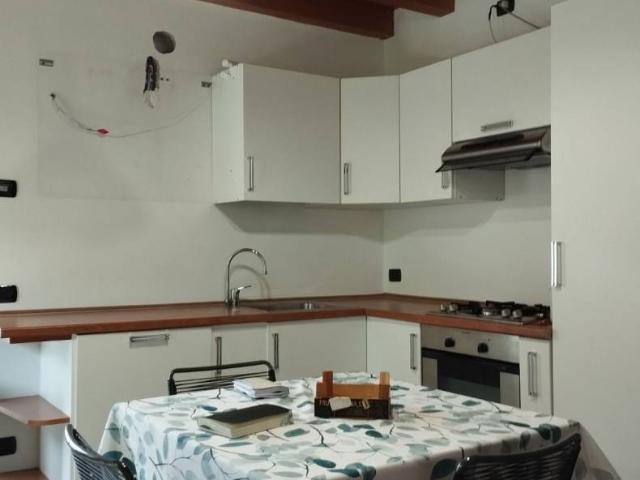 Appartamento in affitto a Almenno San Bartolomeo, Lombardia