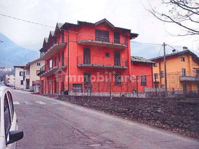 Appartamento in affitto a Berbenno di Valtellina, Sondrio