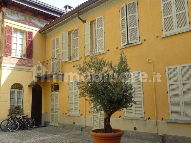 Appartamento in affitto a Borgovico, Como