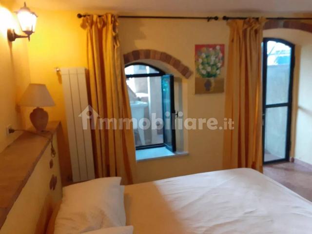 Appartamento in affitto a Fabbrica, Carrara
