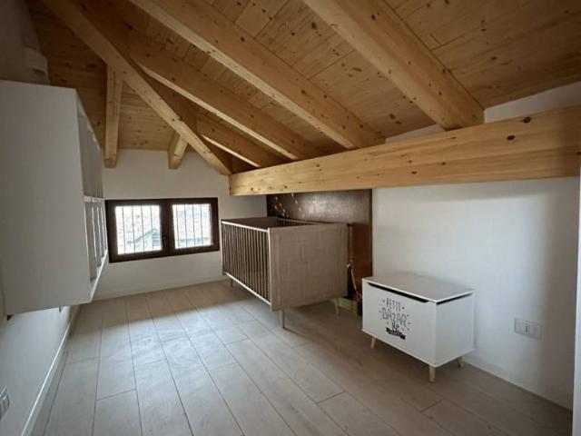 Appartamento in affitto a Albavilla, Lombardia