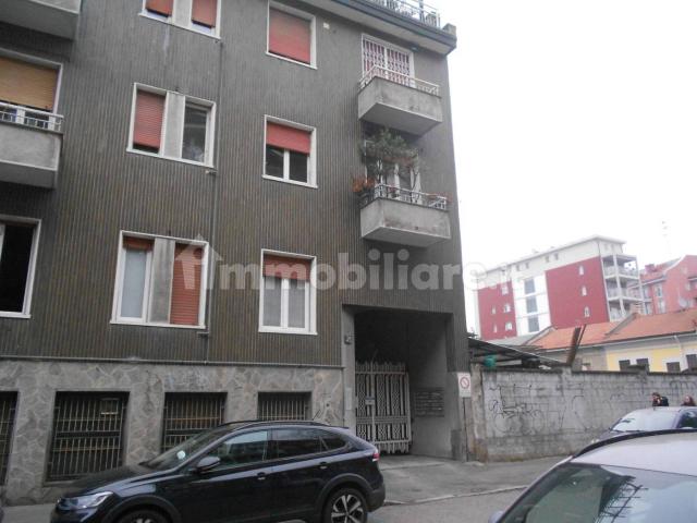 Appartamento in affitto a Municipio 9, Milano