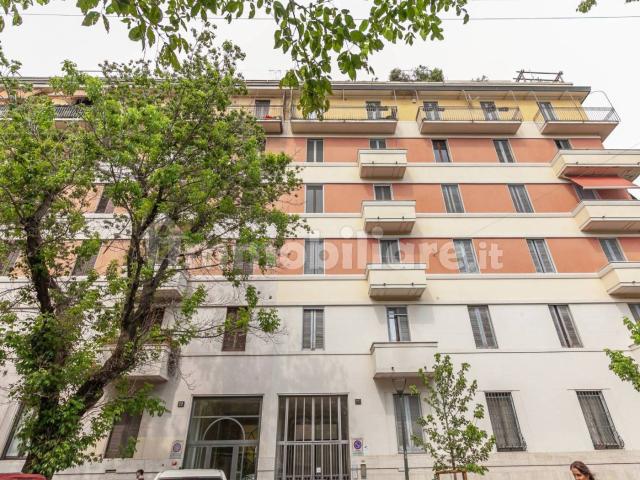 Appartamento in affitto a Municipio 7, Milano
