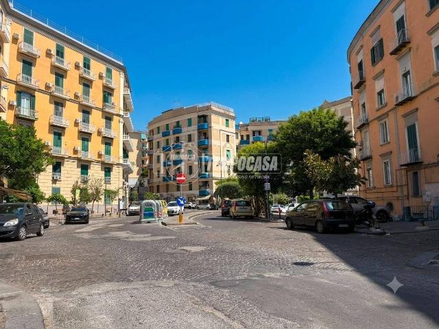 Appartamento in affitto a Municipalità 2, Campania