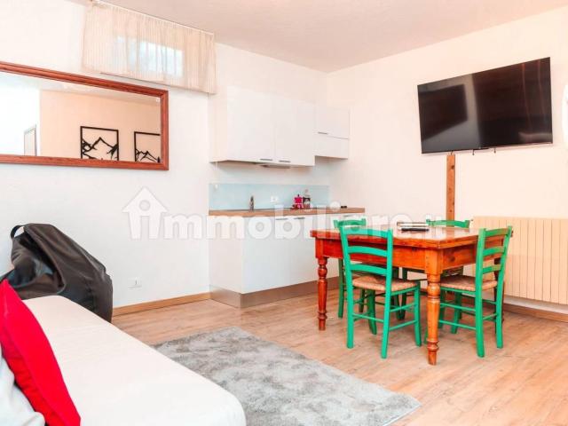 Appartamento in affitto a Comunità montana della valle Camonica, Ponte Di Legno